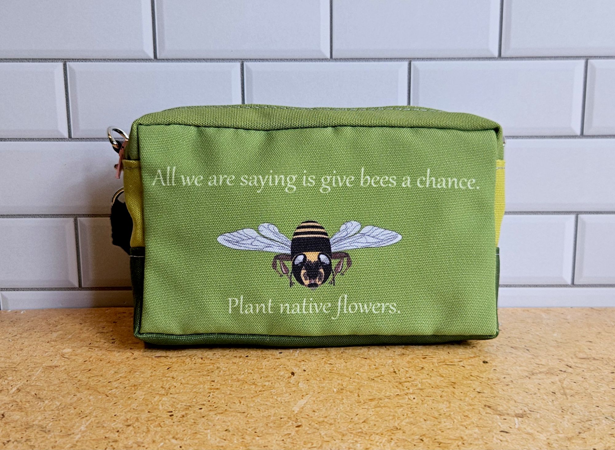 green-bees-pink-zipper-fanny-pack-front green-bees-pink-zipper-fanny-pack-front