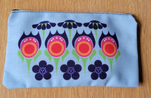 scabdanavian-flowers-zippy-pouch